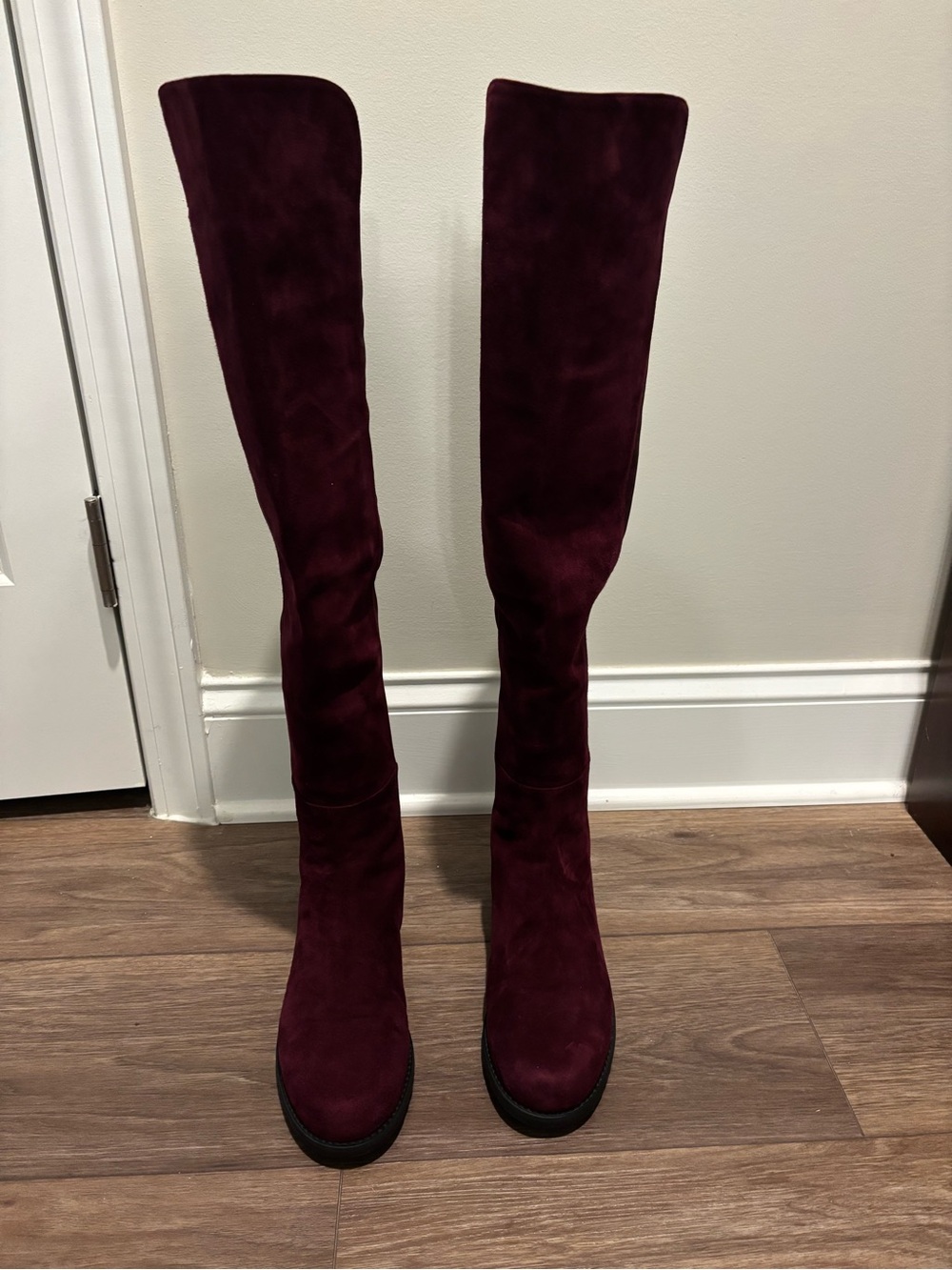 Stuart Weitzman 5050 Bordeaux Knee High Boots Size 8